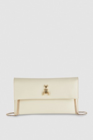 Patrizia Pepe Fly Leather Clutch Bag With Chain Μπεζ | OPNECTL-25