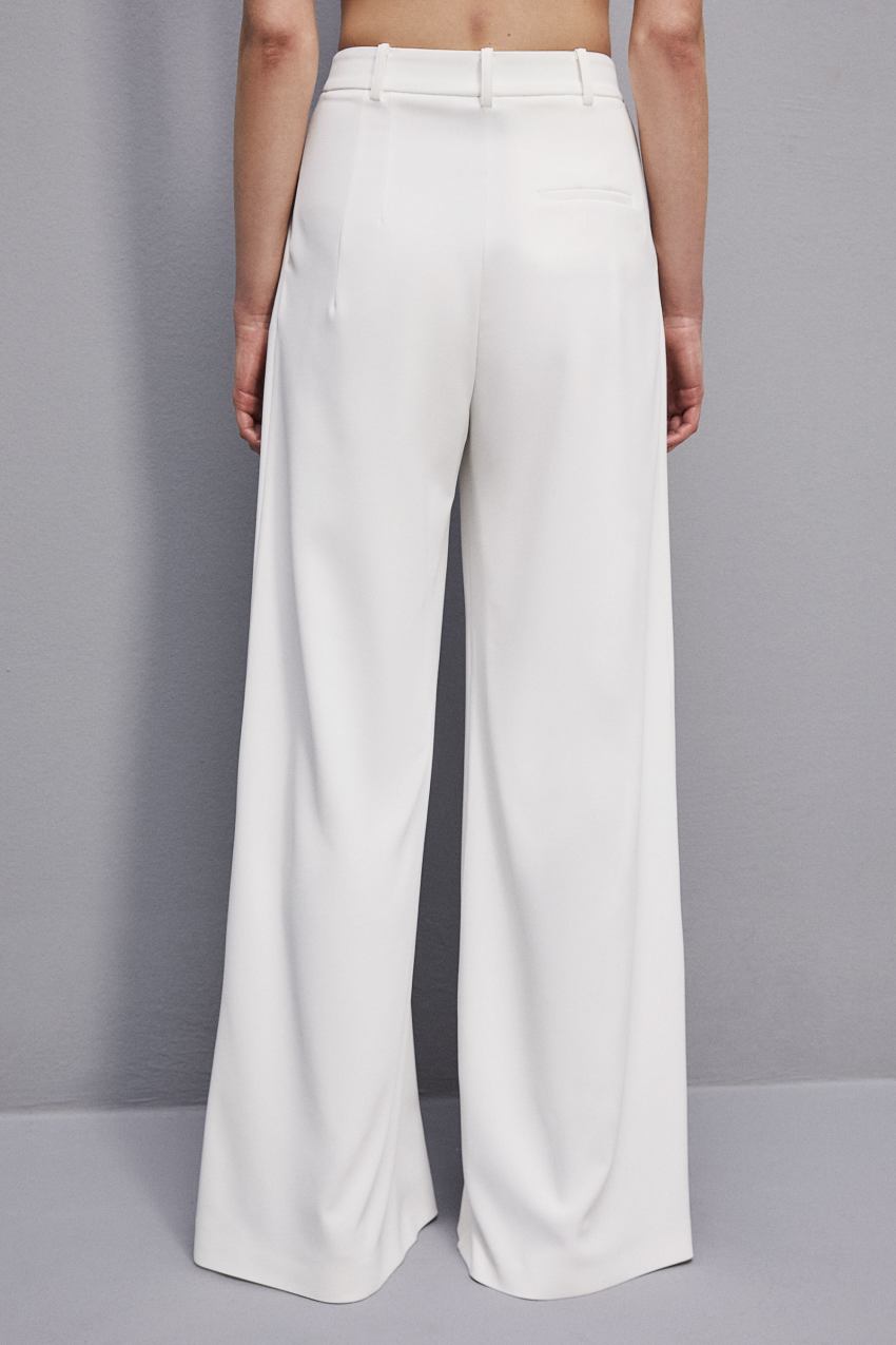 Patrizia Pepe Pleated Pants In Fluid Twill ασπρα | SRHOVPM-01